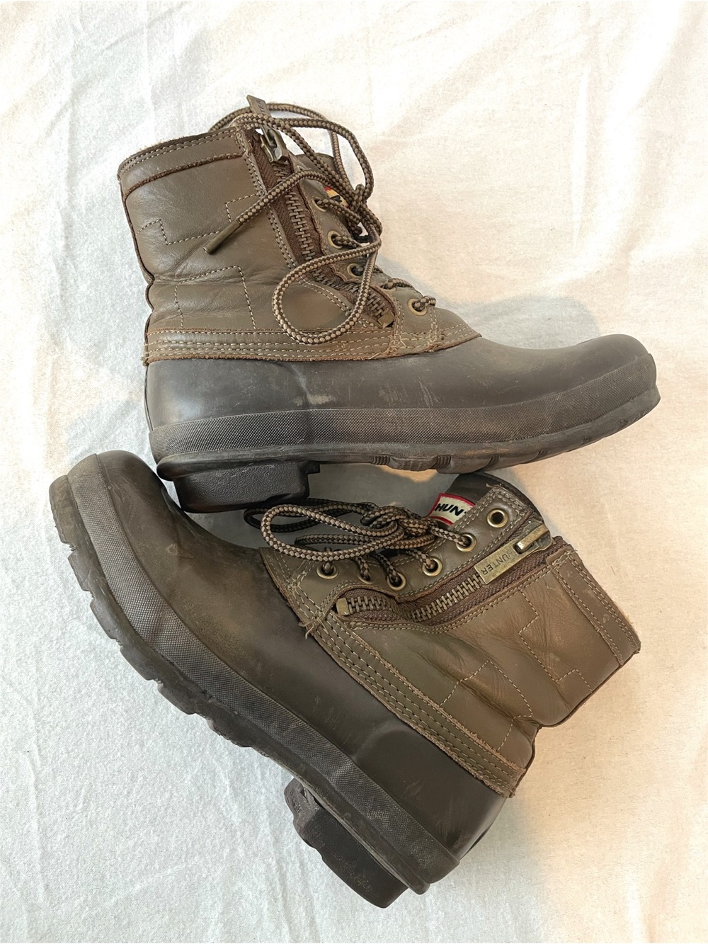 Hunter Waterproof Brown/Black Lace-Up Side Zip Ankle Combat Boots Women’s 7